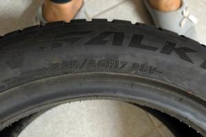 gomme nuove invernali per BMW X1