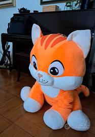 Gatto in peluche gigante