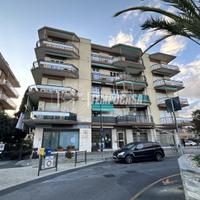 Trilocale con cantina vicino al mare