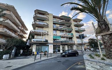 Trilocale con cantina vicino al mare