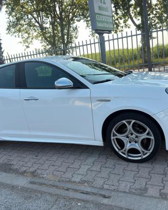 Alfa romeo giulietta sport 1.6 120 cv - 2018
