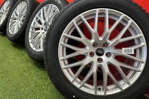 Cerchi Audi Q7 SQ7 Gomme 2022 Invernali 285 45 20