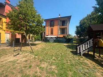 2 LOCALI A CAMPEGINE