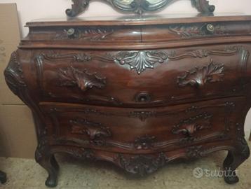 Comò barocco veneziano