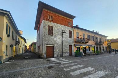 CASA INDIPENDENTE A ROBECCO SUL NAVIGLIO