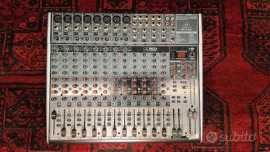 Mixer Behringer XENYX X2222USB