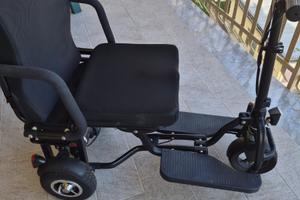 Scooter elettrico 3 ruote pieghevole pari al nuovo