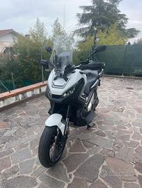 Honda XADV 750