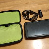 Navigatore Tomtom con custodia e accessori