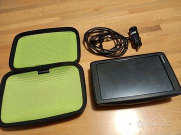 Navigatore Tomtom con custodia e accessori