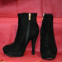 Tronchetti camoscio tacco 11cm plateau n.35