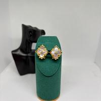 Orecchini nuovi a perno