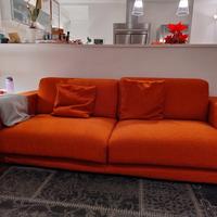 2 Divani (3 posti + 2 posti)