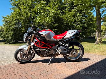 MV Agusta Brutale 910S