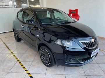 Lancia Ypsilon 1.0 70cv Hybrid Gold NO VINCOLO DI 