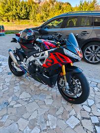 aprilia tuono v4 factory