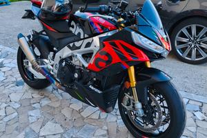 aprilia tuono v4 factory