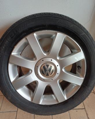 Cerchi in lega 16 pollici Volkswagen