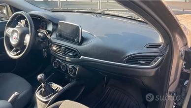 Fiat Tipo 5p 1.3 Lounge 95cv