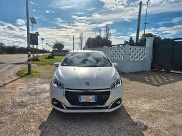 Peugeot 208 1.2 82 5 porte Allure 91000 KM