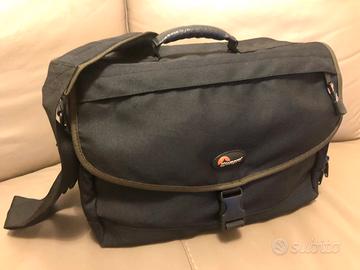 Borsa fotografica Lowepro Nova 5