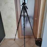 Treppiede grande per fotografia 