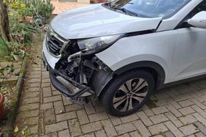 Kia Sportage 1.7 Crd sinistrata