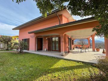 Porzione di villa - Cuasso al Monte