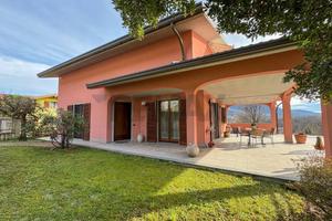 Porzione di villa - Cuasso al Monte