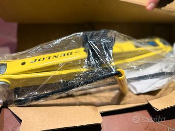 Sollevatore per auto nuovo, mai usato