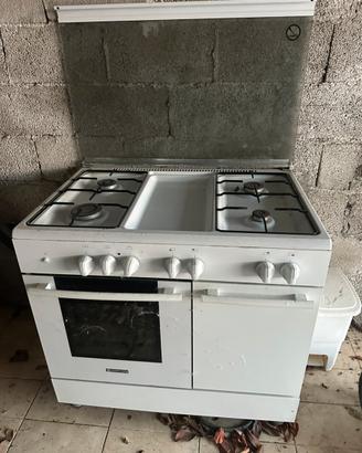 Cucina a gas 4 fuochi