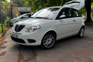 Lancia ypsilon 2 serie
