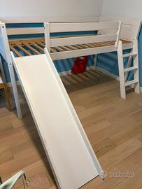 Letto con scivolo