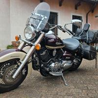 Yamaha XVS 1100 Drag Star Classic