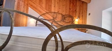 Cosatto Letto in ferro Capriccio rete  comodino