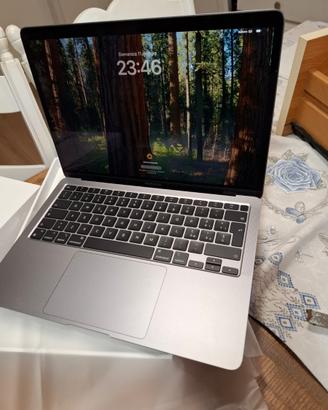 Computer Macbook air 13