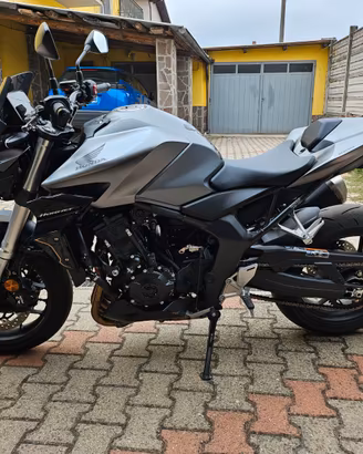 honda hornet cb1000 ottobre 2025