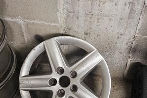 cerchi 17" a 5 razze audi 