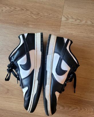 NIKE DUNK RETRO