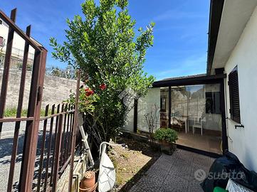 CASA SEMINDIPENDENTE A CASTELLIRI