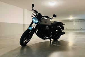 Moto Guzzi V7 Stone 2023 - garanzia giugno 2027