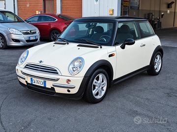 MINI COOPER ONE 2005 1.4D NEOPATENTATI 130.000 KM 