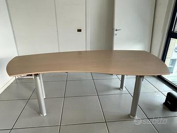 Scrivania Ufficio Moderna in Legno Gambe Alluminio