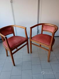 due sedie a pozzetto 