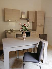 Cucina COMPLETA NUOVA + tavolo e sedie