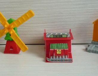 Kinder - 5 - fattoria - Station - Edicola igloo