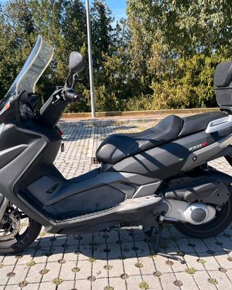 Malaguti madison 3 125-250 ie