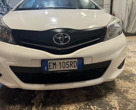 Toyota Yaris 1.0 5 porte