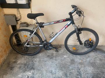 Mountain bike Olmo usata