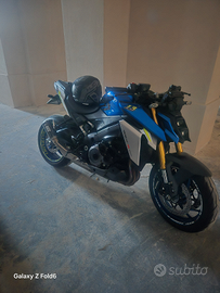 Suzuki gsxs 1000